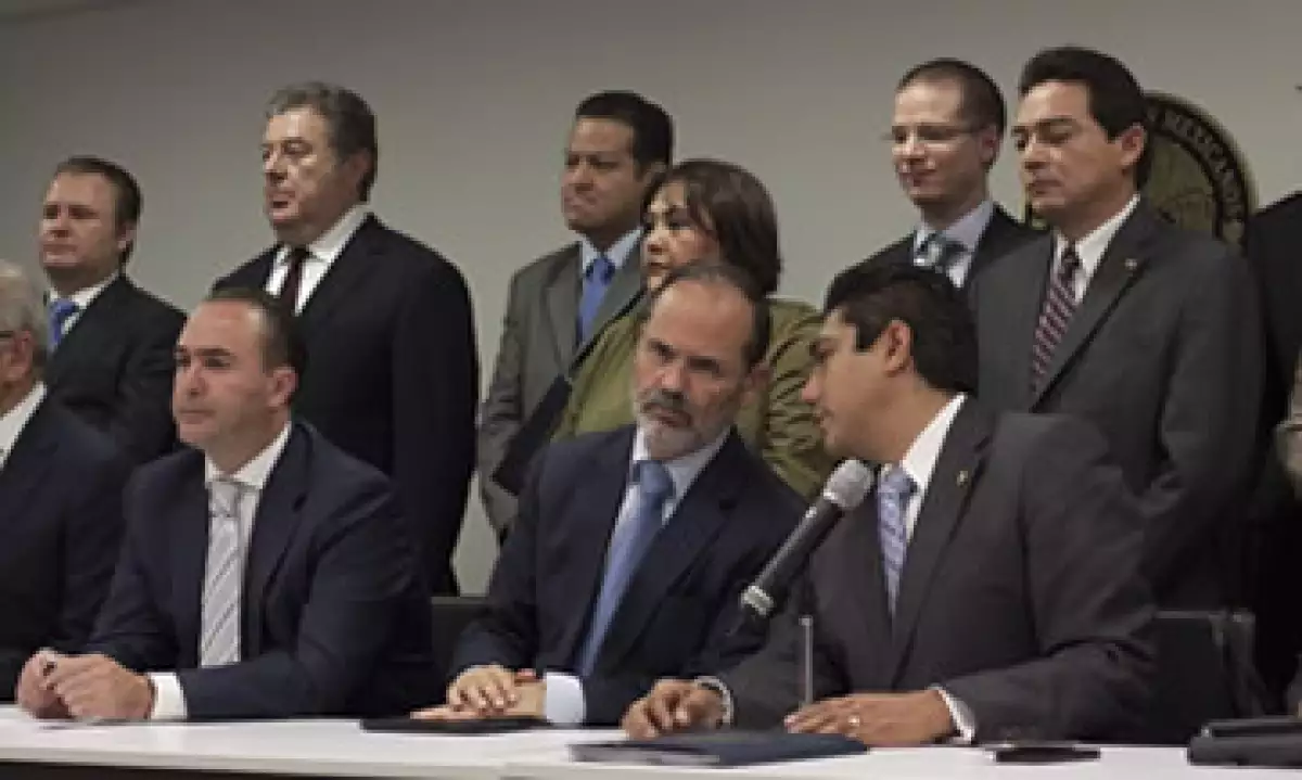 La iniciativa energética del PAN prevé inversiones por hasta 30,000 mdd al año.(Foto: Cuartoscuro)