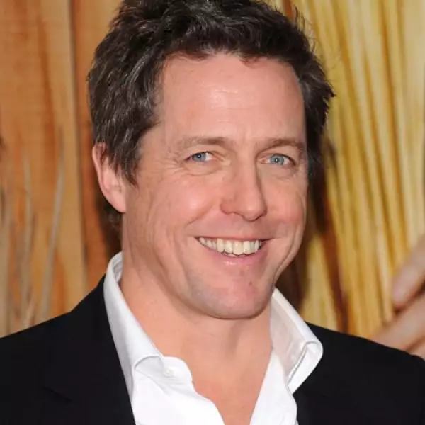 Y LOS QUE SE ACERCAN...  El británico Hugh Grant, de sonrisa encantadora, entrará al club de los guapos cincuentones el próximo septiembre.
