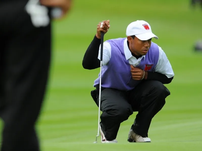 Tiger Woods cumple hoy 35 años y su vida dio un fuerte giro después de divorciarse de su esposa tras una serie de infidelidades y todavía está asumiendo las consecuencias.