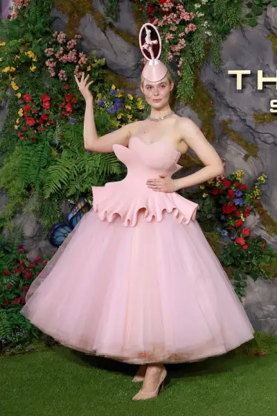 Ellie Fanning.jpg