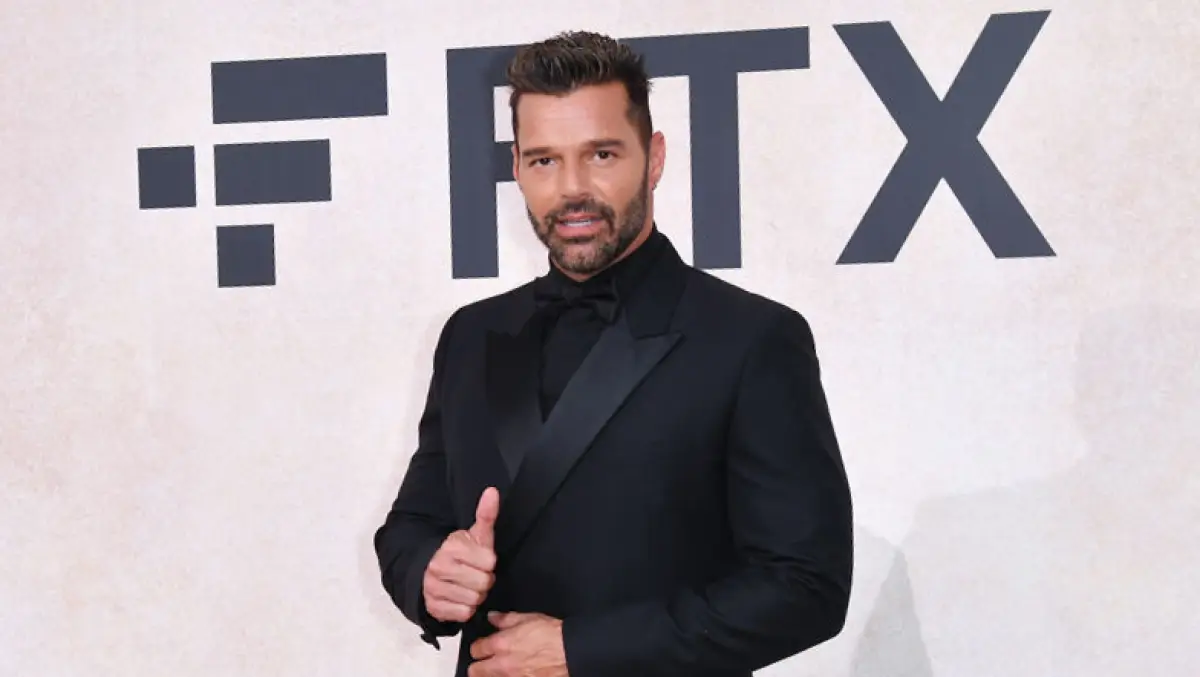juez-suspende-orden-contra-ricky-martin