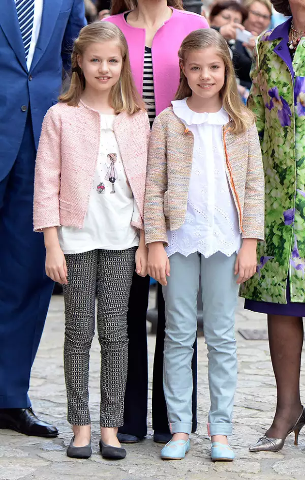 Desde bebés hemos seguido paso a paso a Leonor y Sofía.
