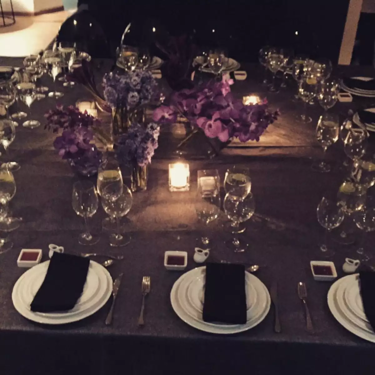 Así decoró Anahí la mesa para sus invitados.