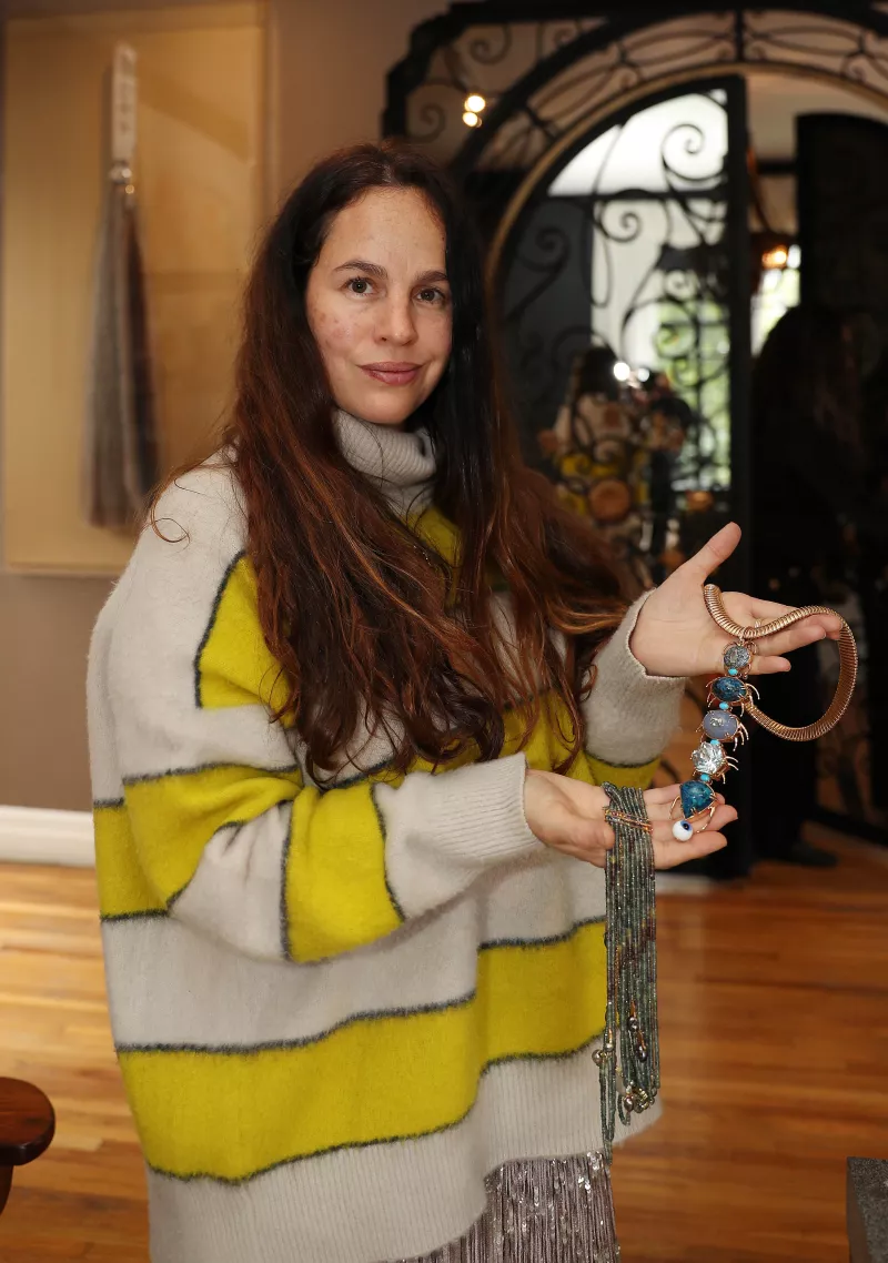 Daniela Villegas con sus joyas