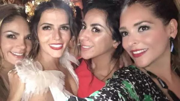 Boda de Claudia Álvarez y  Billy Rovzar