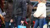 Jaime, Ludwika y Dalilah Polanco fueron sorprendidos en pleno shopping en el área de Palermo Soho en Buenos Aires, Argentina.