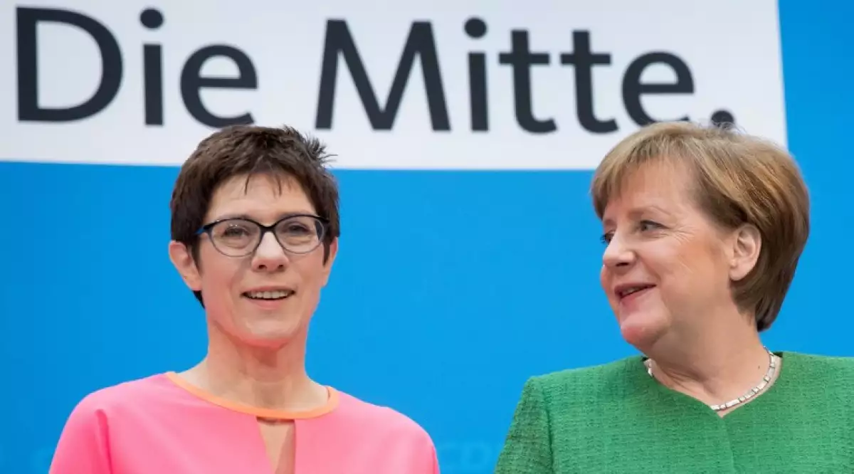 Mini Merkel