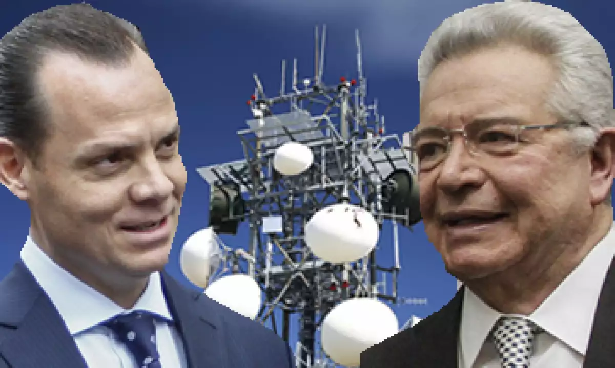 Vázquez Aldir –izq- ofreció menos dinero que Francisco Aguirre –der- por la nueva cadena. (Foto: Especial )