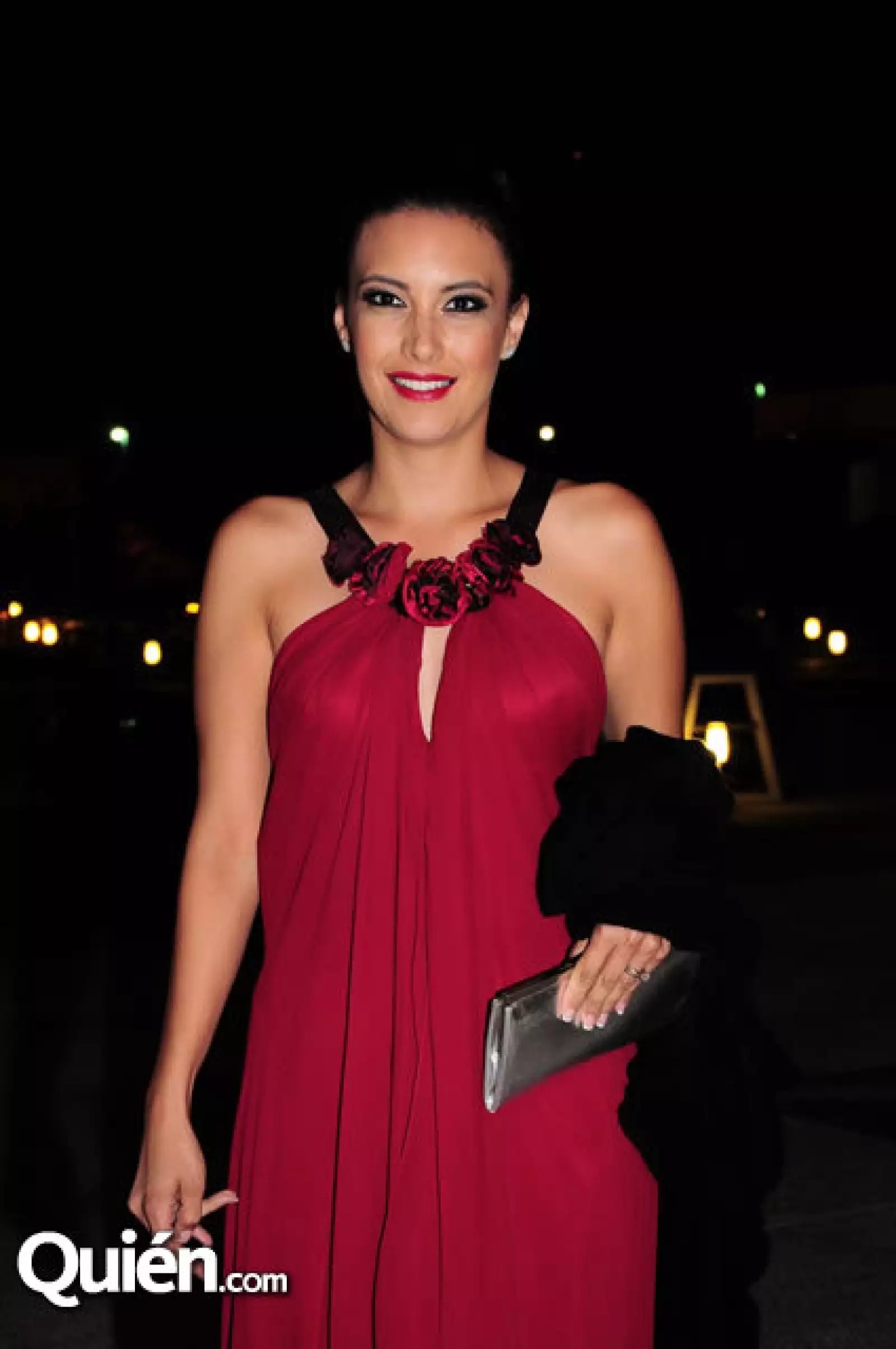 Alejandra Minakata apostó por el rojo, un básico para la temporada otoño-invierno.