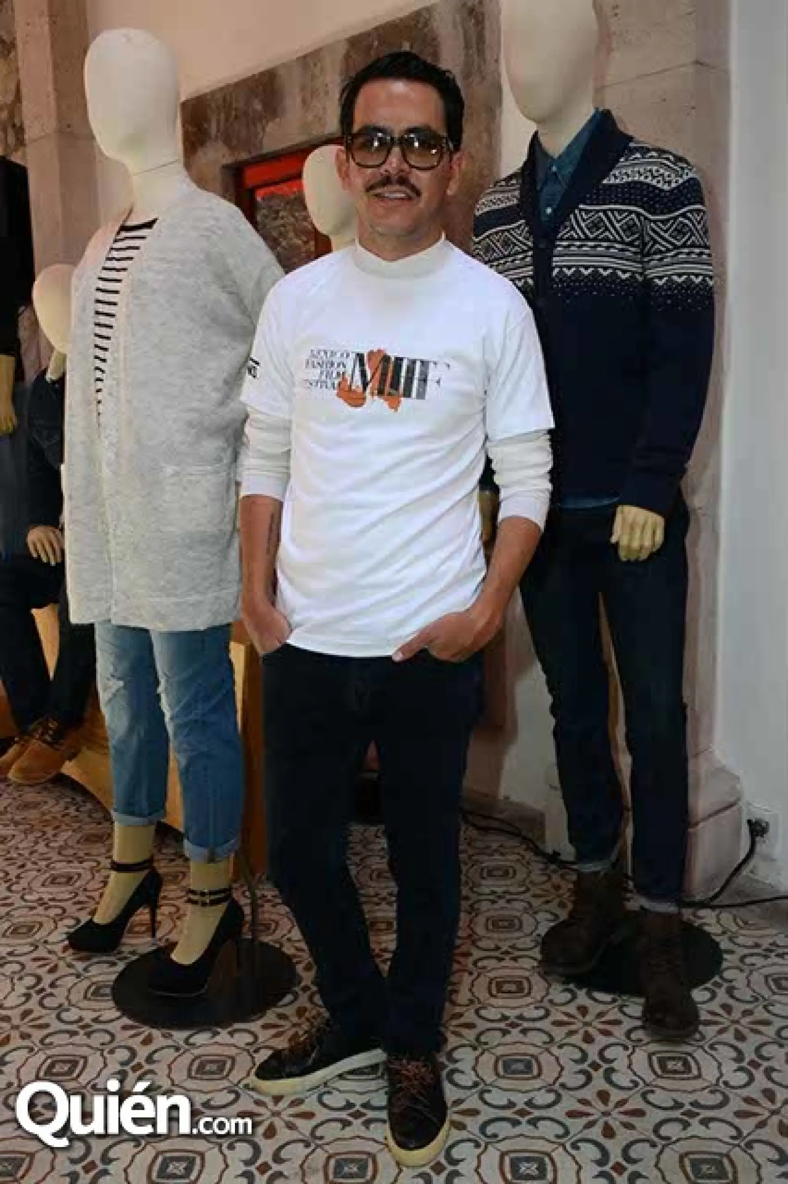 Manolo Caro