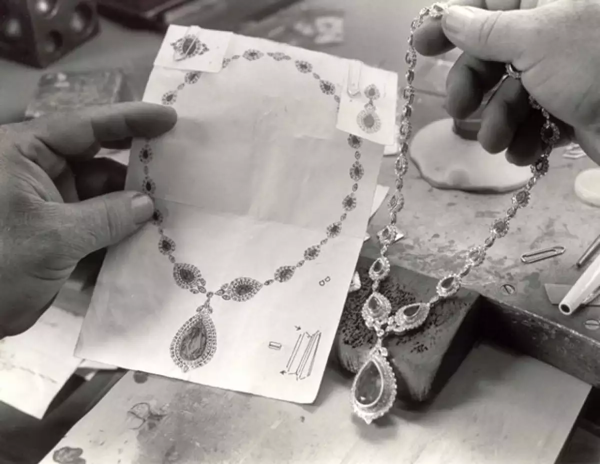 Las joyas de H.Stern han esetado expuestas en museos importantes como el Victoria and Albert Museum en Londres.