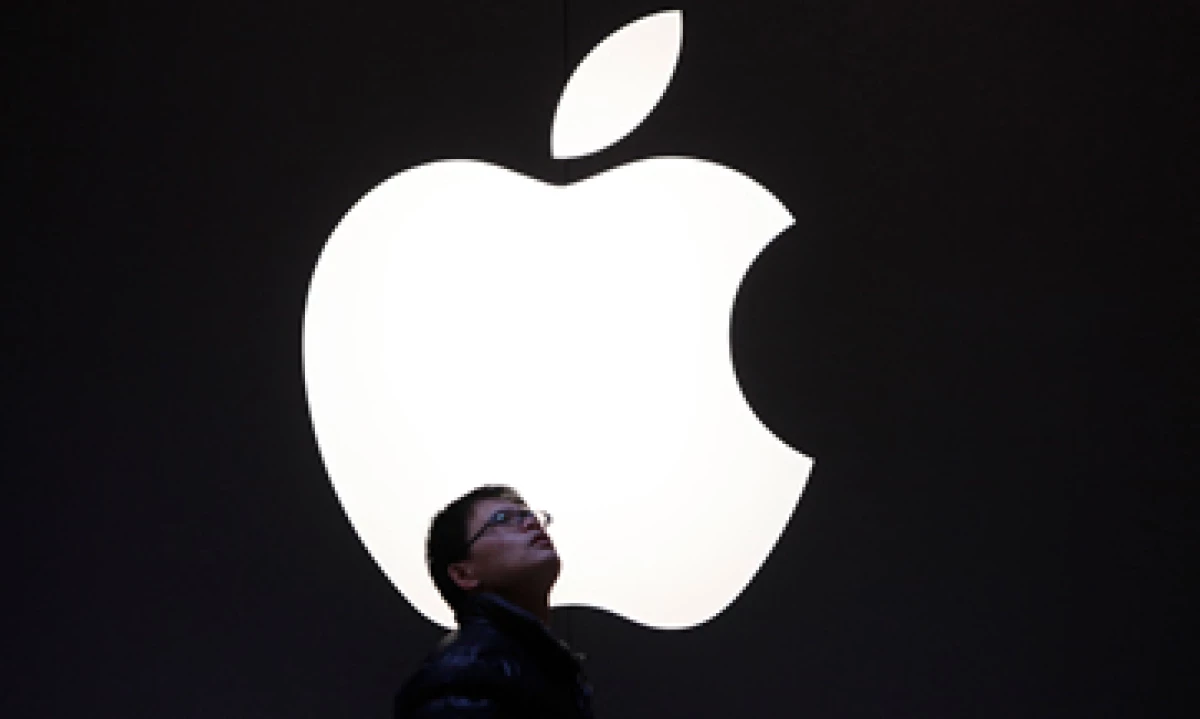 Las acciones de Apple ganaron 526.29 dólares el 15 de febrero y despúes cayeron a 486.63 dólares. (Foto: Reuters)