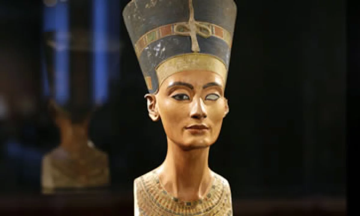 Nefertiti es la única mujer que alcanzó el honor de recibir una tumba. (Foto: CNN)