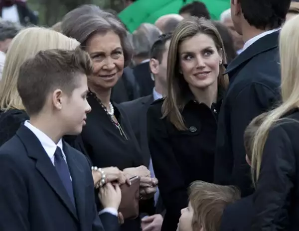 La familia real española convivió con la griega.