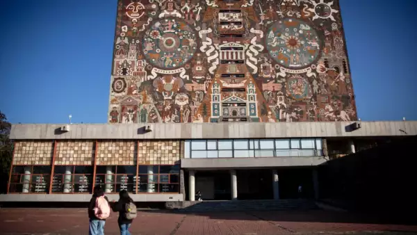 Carreras de la UNAM con sueldos mayores a 20,000 pesos con menos de 50 solicitantes