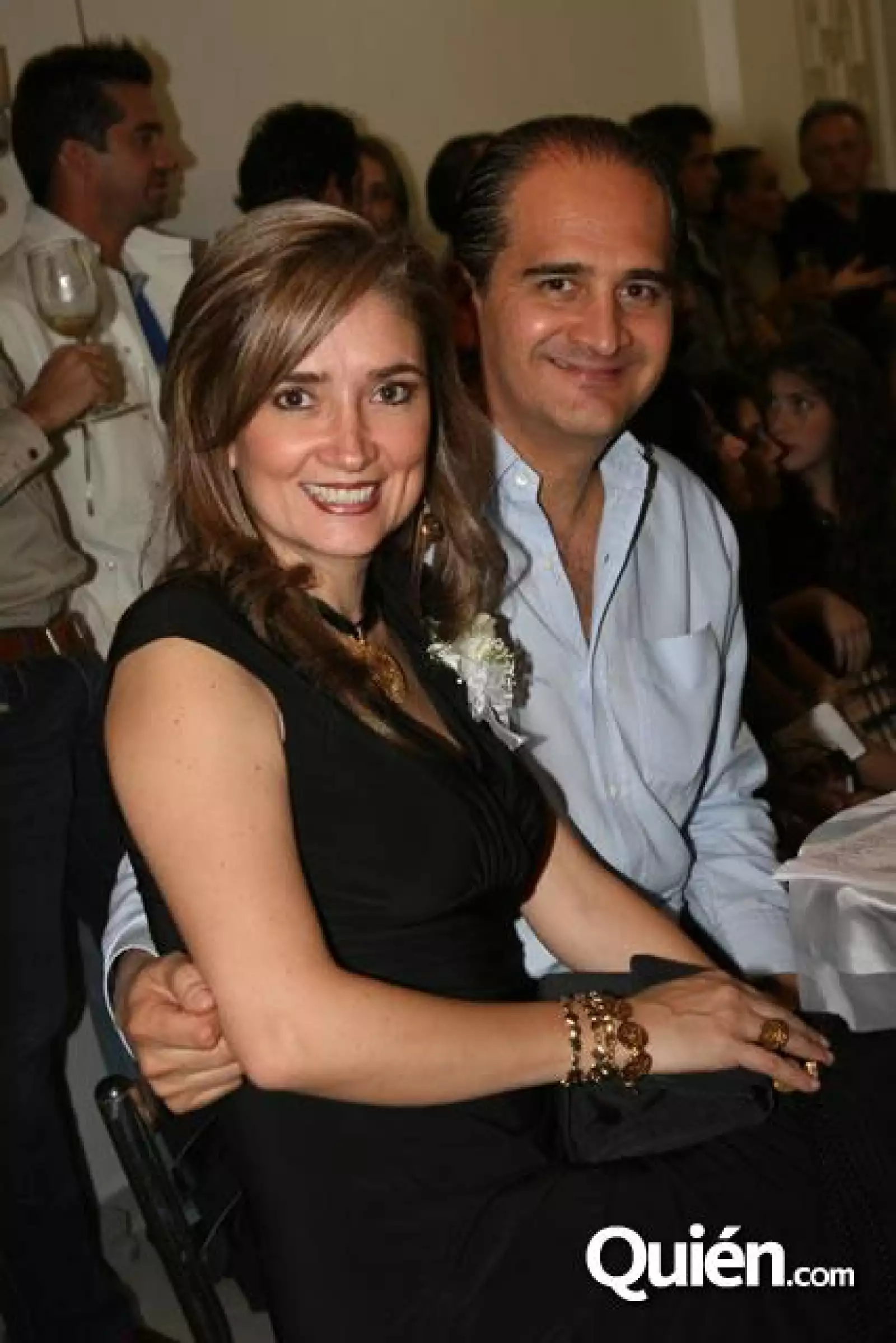 Subasta Nosotros Por los Niños con Cáncer