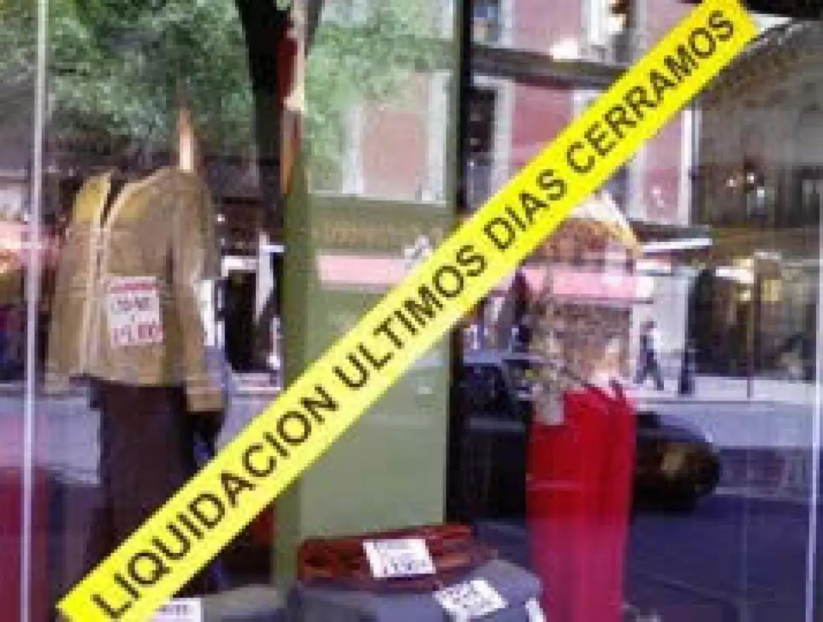 Anuncios de liquidación por cierre comienzan a dominar la escena. (Foto: José Manuel Martínez)
