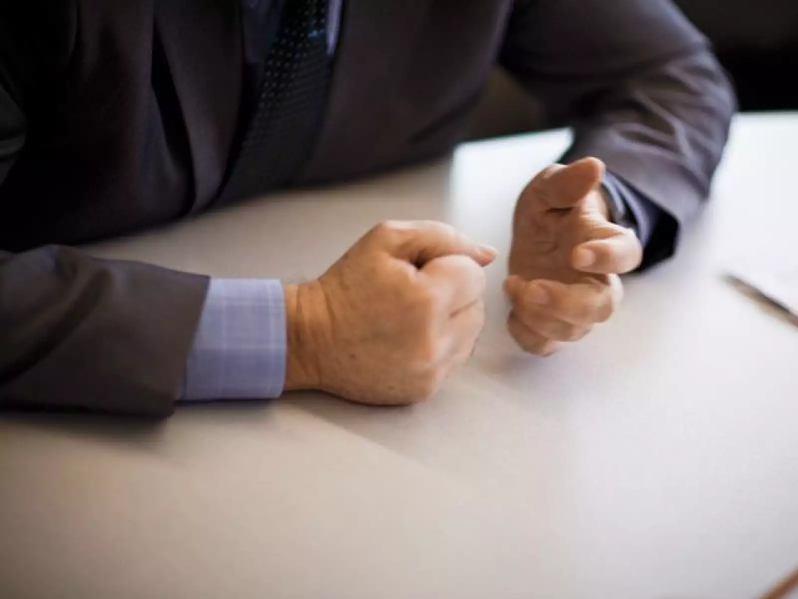 ¿Por qué a mi? "Le he reclamado a Dios, pues he trabajado intensamente buscando hacer el bien y no sé por qué nos pasó esto a nosotros".