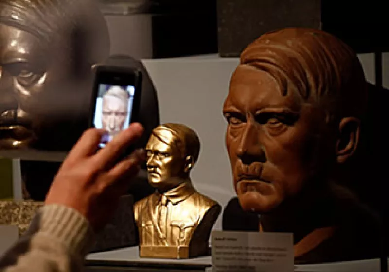 El primer día de la muestra hubo 4,000 visitantes. (Foto: Reuters)