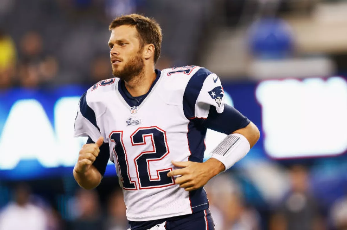 Aunque el esposo de Gisele Bündchen apeló la decisión, la NFL aseguró que la suspensión de cuatro partidos al mariscal de campo de los Patriots por el ‘Deflategate’ aún sigue vigente.