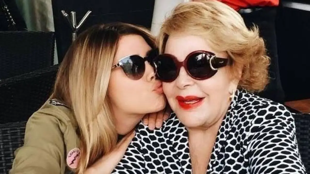 Michelle Salas y Silvia Pinal