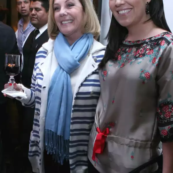 Cecilia Casares y Lorena Basurto