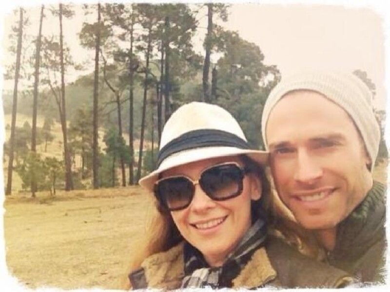 La pareja disfruta de los momentos en familia y lo comparte en las redes sociales.