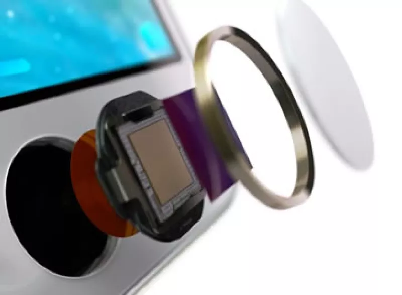 Actualmente Apple utiliza cristal de zafiro para en el botón central del iPhone 5S. (Foto: Cortesía Apple)