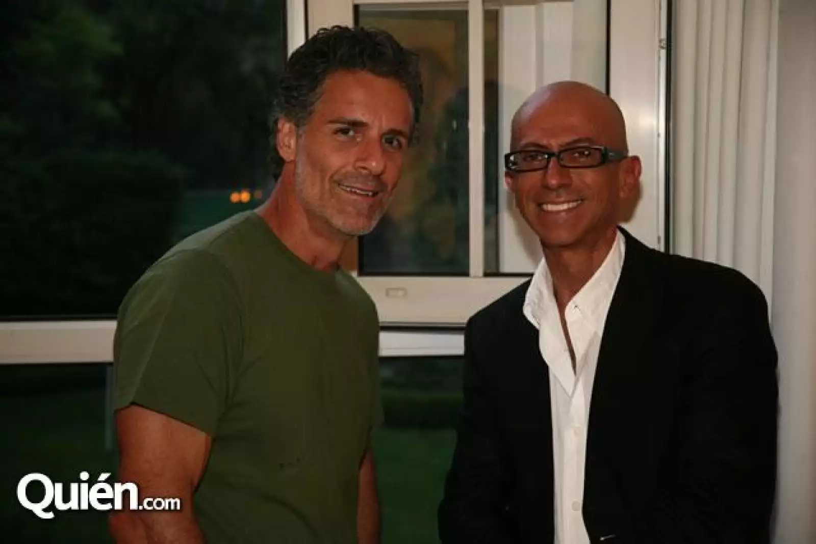 Carlos Bisdikian,Óscar Román