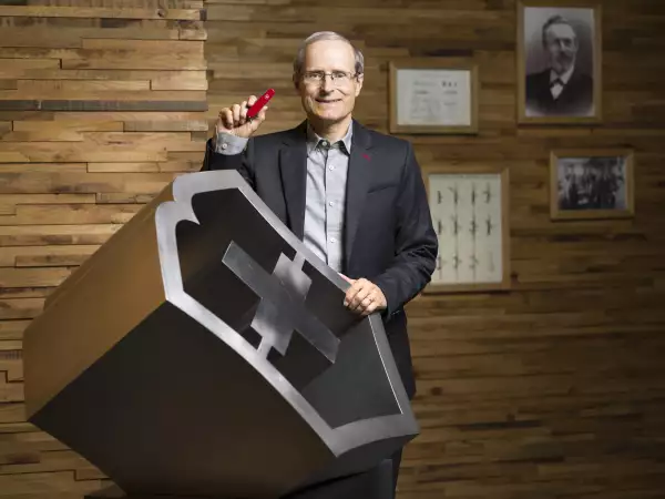  Carl Elsener, CEO de Victorinox