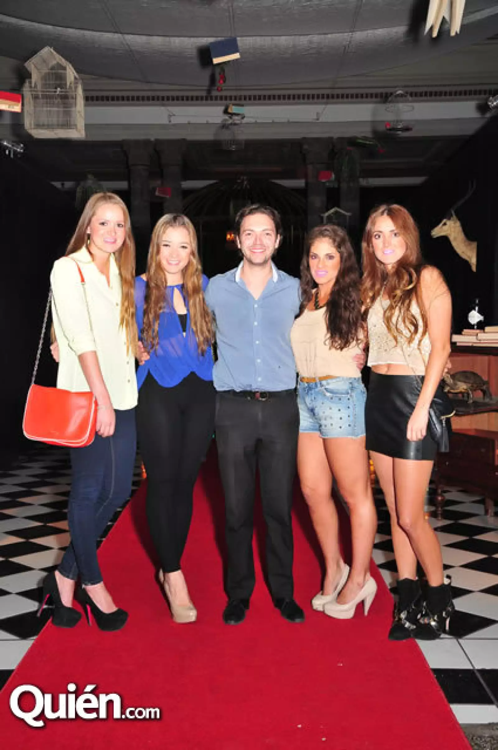 Marifer Koloffón, Paola Topete, Jorge Carranza, Ale Font y Paty Koloffón
