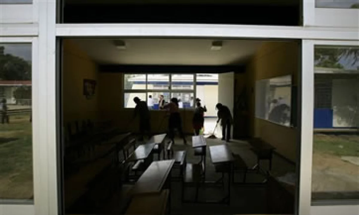 Entre 2000 y 2012, la escolaridad promedio en el país pasó de 7.6 a 8.7 años. (Foto: Notimex)