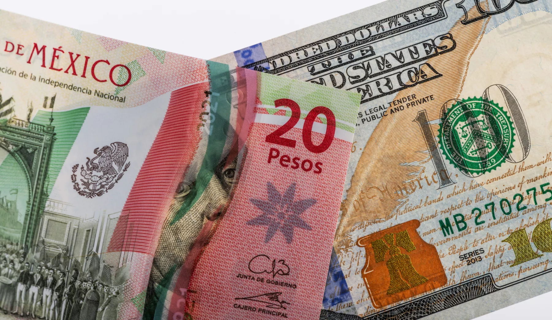 Peso mexicano hoy, 12 de junio 2024: recorta pérdidas frente al dólar