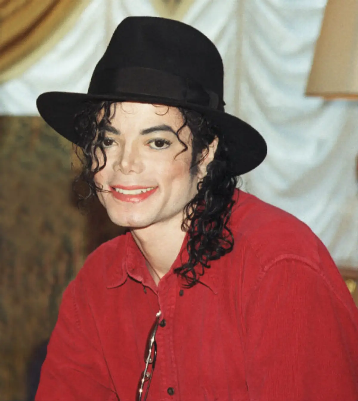 Michael Jackson comenzó su carrera musical al lado de sus hermanos.