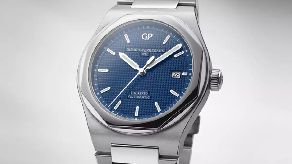 Girard-Perregaux Laureato