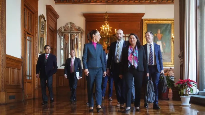 shienbaum-se-reune-con-fitch-ratings