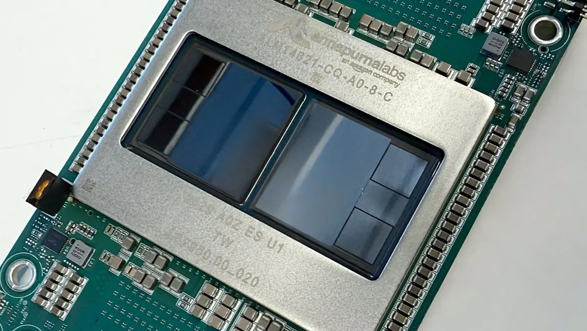 ¿Se le acaba el negocio a Nvidia? AWS muestra músculo con su chip Trainium 3 para IA