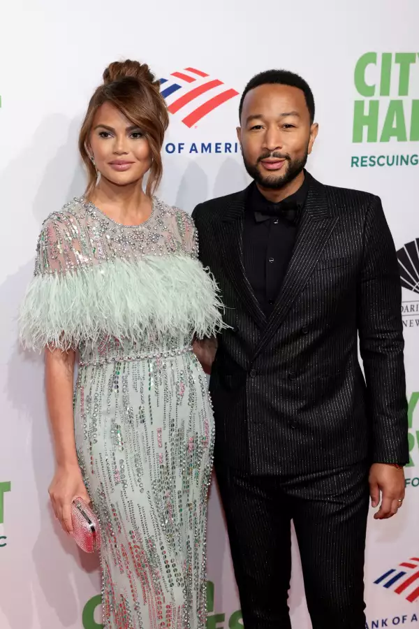 Chrissy Teigen y John Legend