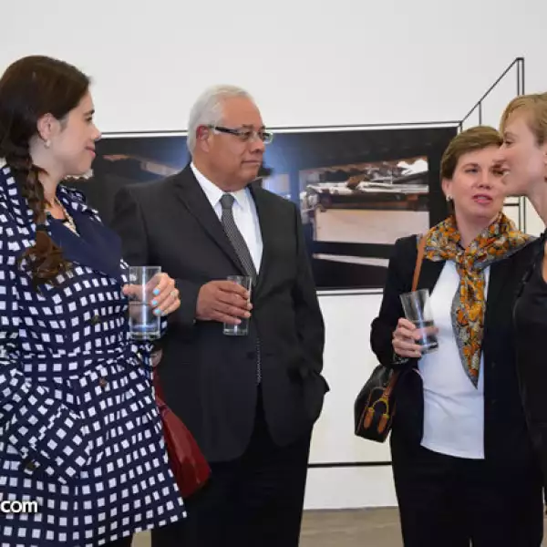 Silvia Reyes,Carlos Reyes y Silvia Espinosa con Claudia Peña.