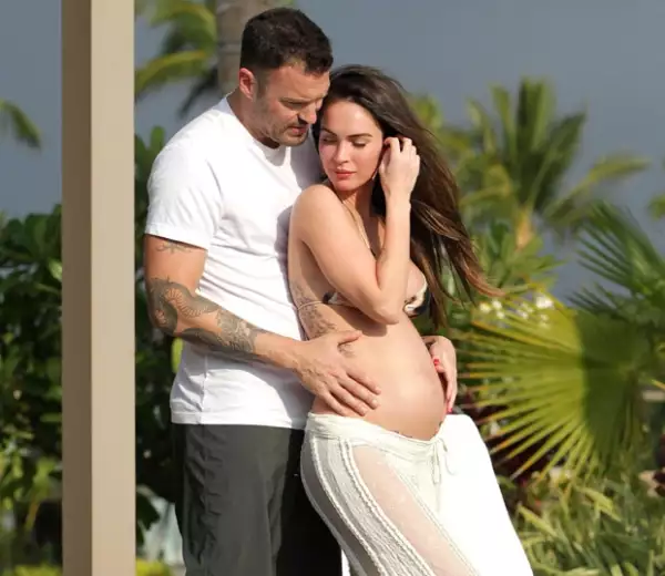 Megan y Brian posaron en sus primeros meses de embarazados.