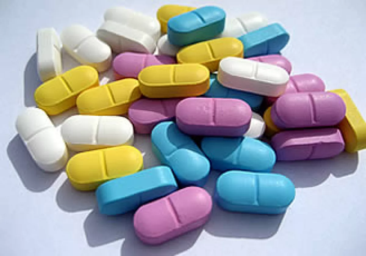 La Cofepris insta a los consumidores a realizar denuncias sobre reacciones adversas ocasionadas por medicamentos y suplementos alimenticios. (Foto: Cortesia SXC)