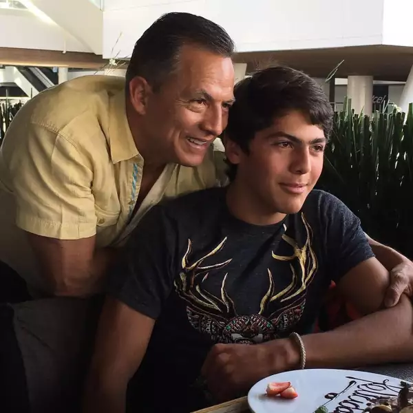 Darwin Angulo del Castillo sobrino de Kate del Castillo que es idéntico a la actriz