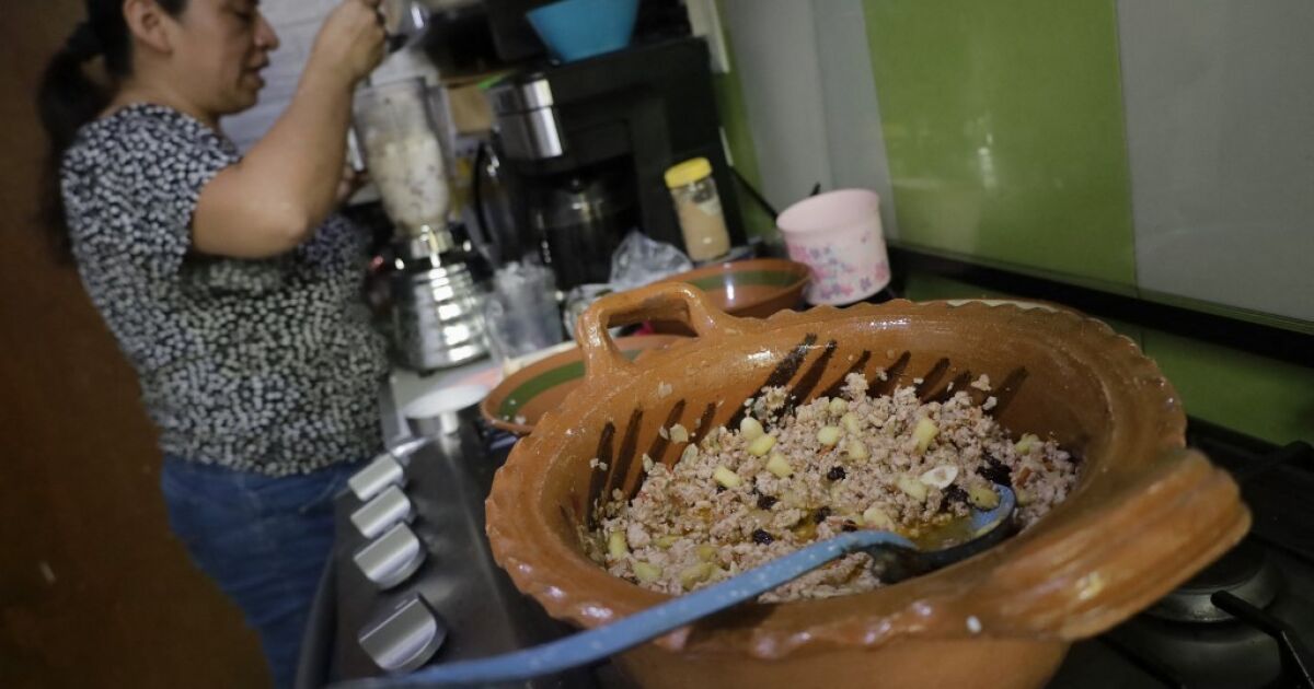 Hükümet temel sepet ürünlerinin ücretsiz ithalatını genişletiyor