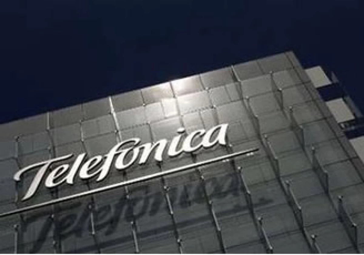 La empresa española superó las previsiones de ganancias de los mercados, de 3,680 mde, al ganar 3,775 mde en 6 meses. (Foto: Reuters)