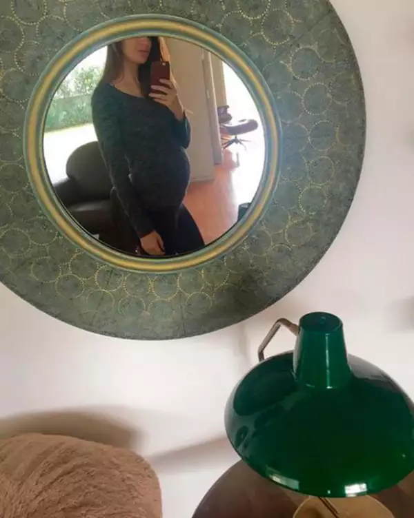 La presentadora compartió esta fotografía de su embarazo.