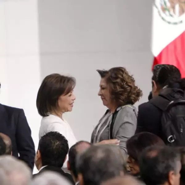 Josefina Vázquez Mota,Isabel Miranda de Wallace