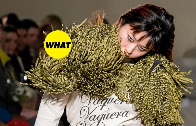 vaquera-runway-model-walk