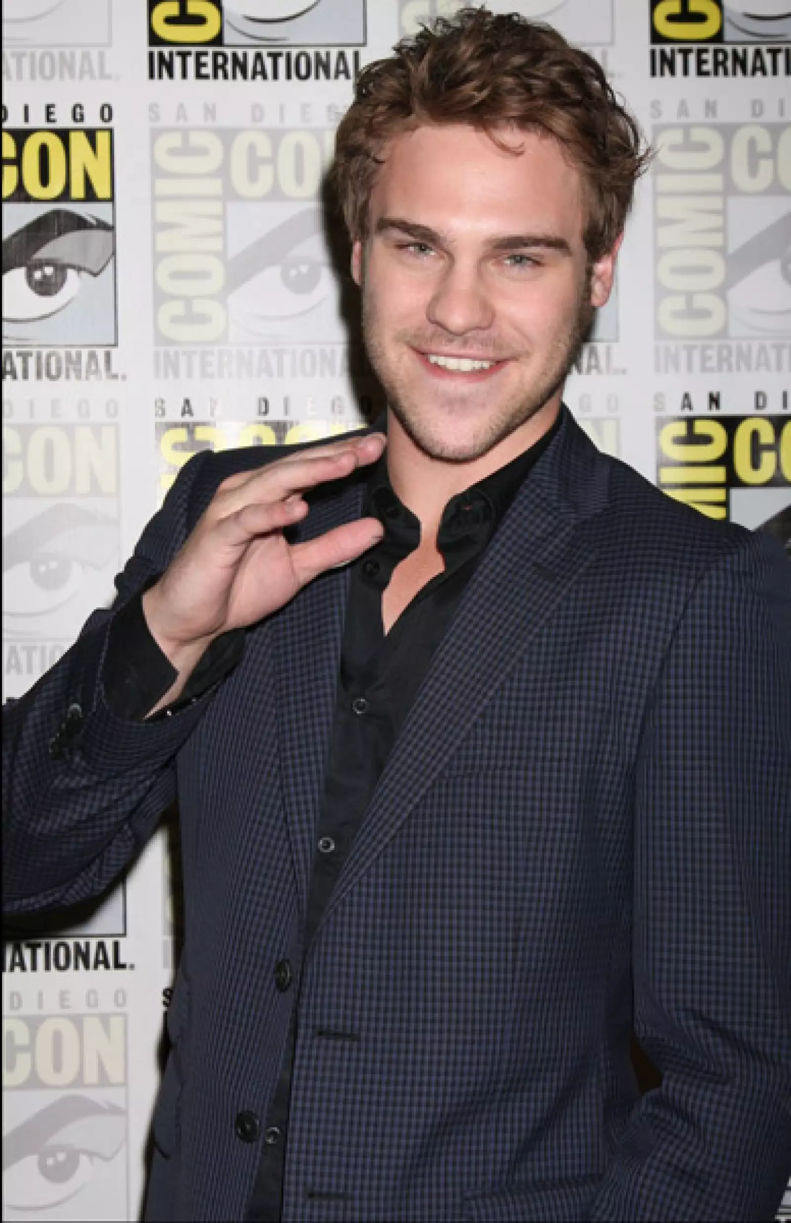 Grey Damon en el segundo día de la Comic Con 2011.