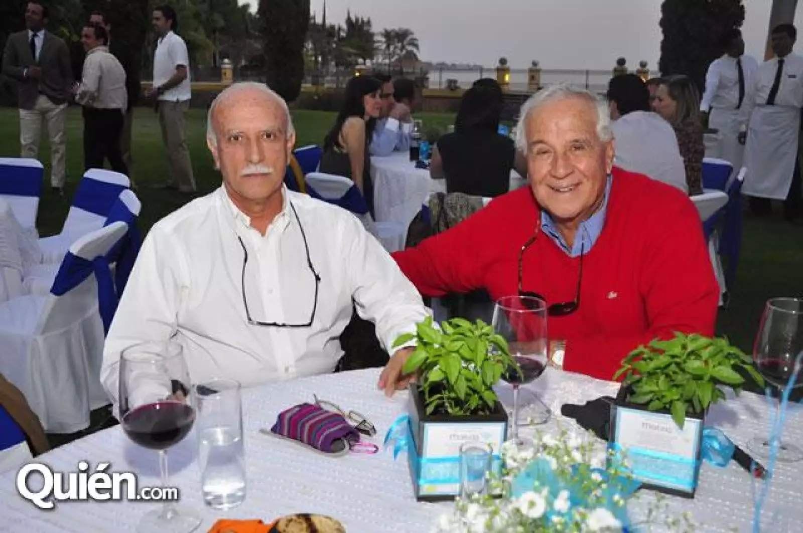 Javier Romero,Juan Hernández