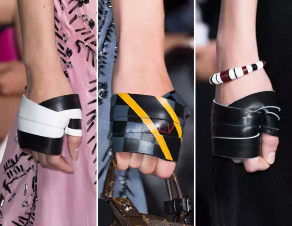 Guantes de Louis Vuitton.